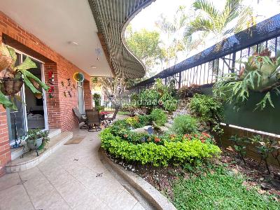 Casa de 5 alcobas en venta en Ciudad Jardin Paraiso, Cali, 264 m² · foto 3 de 20