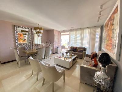 Apartamento de 4 alcobas en venta en Reserva De Cristales, Cali, 192 m² · foto 2 de 20