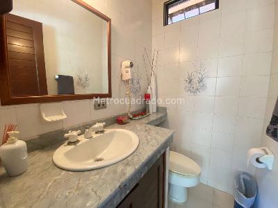 Casa de 5 alcobas en venta en Pance Av La Maria, Cali, 745 m² · foto 12 de 18