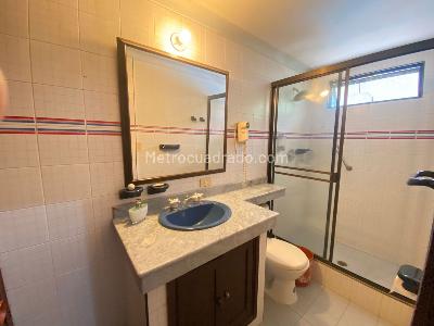 Casa de 5 alcobas en venta en Pance Av La Maria, Cali, 745 m² · foto 10 de 18