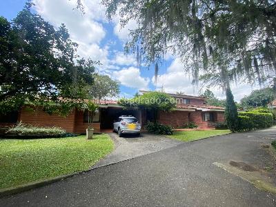 Casa de 5 alcobas en venta en Pance Av La Maria, Cali, 745 m² · foto 18 de 18