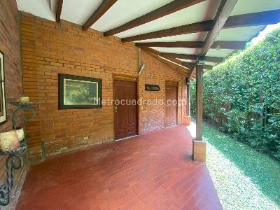 Casa de 5 alcobas en venta en Pance Av La Maria, Cali, 745 m² · foto 4 de 18