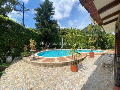 Casa de 5 alcobas en venta en Pance Av La Maria, Cali, 745 m² · foto 2 de 18