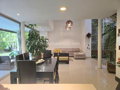 Casa de 4 alcobas en venta en Parcelaciones Pance, Cali, 360 m² · foto 8 de 16