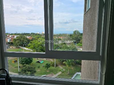 Apartamento de 4 alcobas en venta en Parcelaciones Pance, Cali, 135 m² · foto 2 de 20