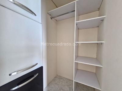 Apartaestudio en venta en El Refugio Los Cerros, Cali, 38 m² · foto 5 de 9