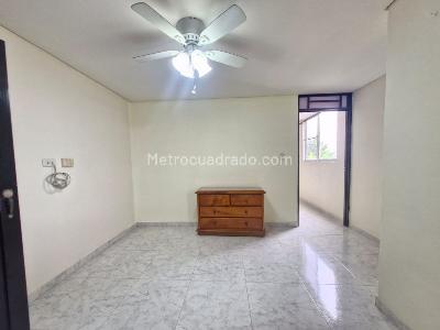 Apartaestudio en venta en El Refugio Los Cerros, Cali, 38 m² · foto 6 de 9