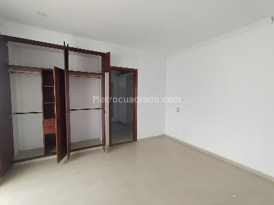 Casa de 4 alcobas en venta en Parcelaciones Pance, Cali, 365 m² · foto 13 de 20
