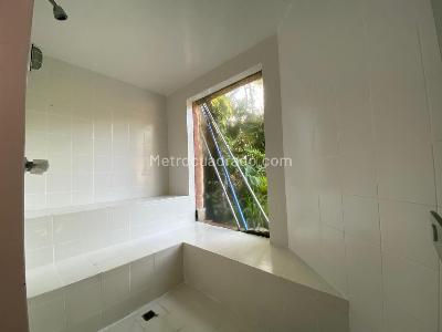 Casa de 4 alcobas en venta en Parcelaciones Pance, Cali, 400 m² · foto 13 de 15