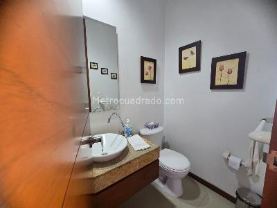 Casa de 5 alcobas en venta en Parcelaciones Pance, Cali, 581 m² · foto 10 de 20