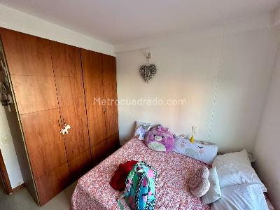Apartamento de 2 alcobas en venta en Oeste Cristales, Cali, 66 m² · foto 13 de 18