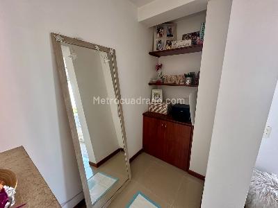 Apartamento de 2 alcobas en venta en Oeste Cristales, Cali, 66 m² · foto 5 de 18