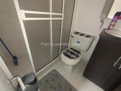 Apartamento de 3 alcobas en venta en Valle Del Lili, Cali, 65 m² · foto 8 de 9