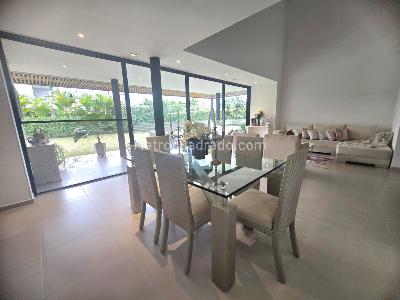 Casa de 5 alcobas en venta en Pance Av La Maria, Cali, 511 m² · foto 8 de 20