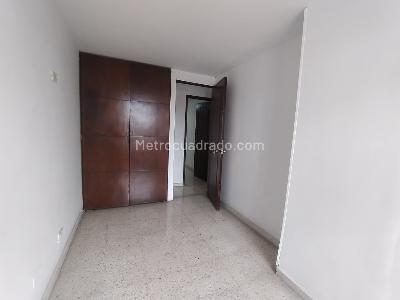 Apartamento en venta en Las Americas, Cali · foto 14 de 17