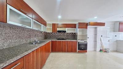 Casa de 5 alcobas en venta en Camino Real, Cali, 300 m² · foto 6 de 19