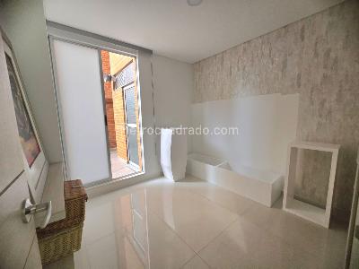 Apartamento de 4 alcobas en venta en Pance, Cali, 136 m² · foto 12 de 18