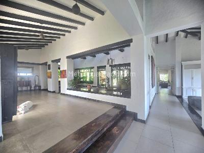 Casa de 4 alcobas en arriendo en Ciudad Jardin, Cali, 1500 m² · foto 2 de 20