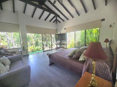 Casa de 4 alcobas en arriendo en Ciudad Jardin, Cali, 1500 m² · foto 17 de 20