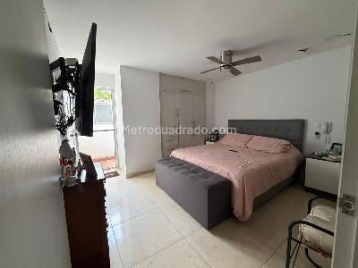 Apartamento de 4 alcobas en venta en Portal De La Esta Estación, Cali, 175 m² · foto 11 de 13