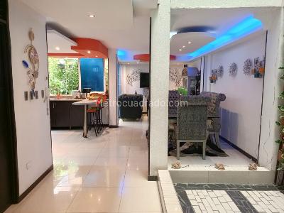 Casa de 5 alcobas en venta en Valle Del Lili, Cali, 300 m² · foto 3 de 20