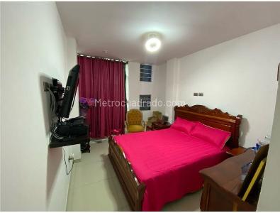 Casa de 5 alcobas en venta en Valle Del Lili, Cali, 300 m² · foto 15 de 20