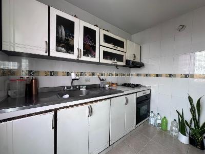Apartamento en venta en Valle Del Lili, Cali · foto 9 de 19