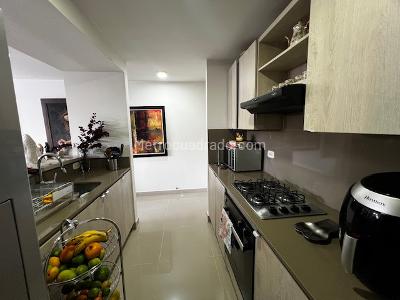 Apartamento de 3 alcobas en venta en Valle Del Lili, Cali, 84 m² · foto 11 de 20