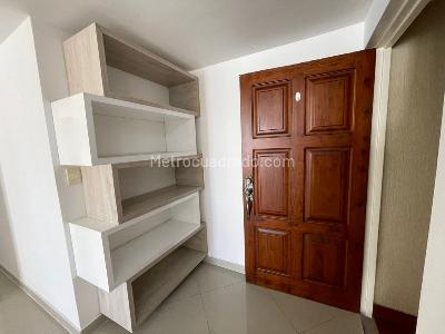 Apartamento de 3 alcobas en venta en Primero De Mayo, Cali, 65 m² · foto 4 de 20