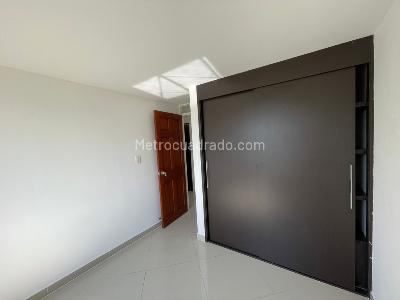 Apartamento de 3 alcobas en venta en Primero De Mayo, Cali, 65 m² · foto 13 de 20