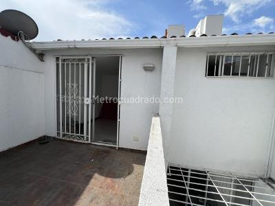 Casa de 3 alcobas en venta en Valle Del Lili, Cali, 112 m² · foto 18 de 20