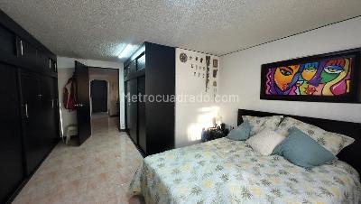 Casa de 3 alcobas en venta en Villa Alsacia, Bogotá, 130 m² · foto 14 de 20