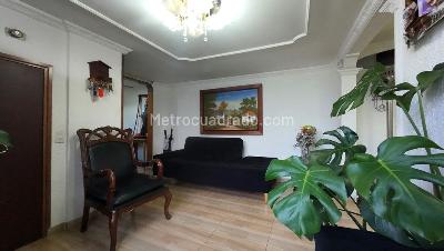 Casa de 3 alcobas en venta en Villa Alsacia, Bogotá, 130 m² · foto 5 de 20