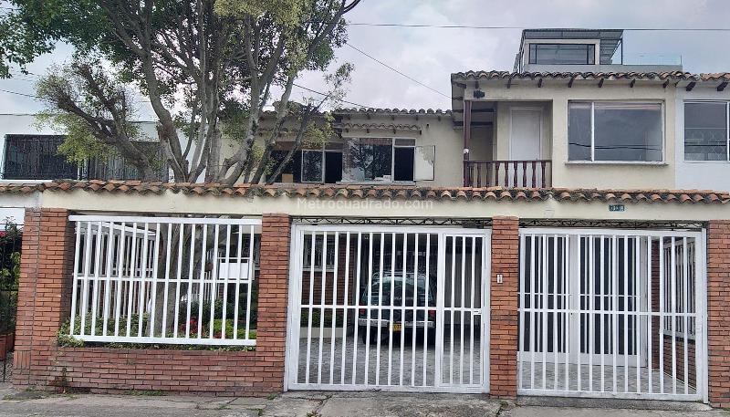 Venta de Casa en San nicolas - Bogotá . - 359-M2729191