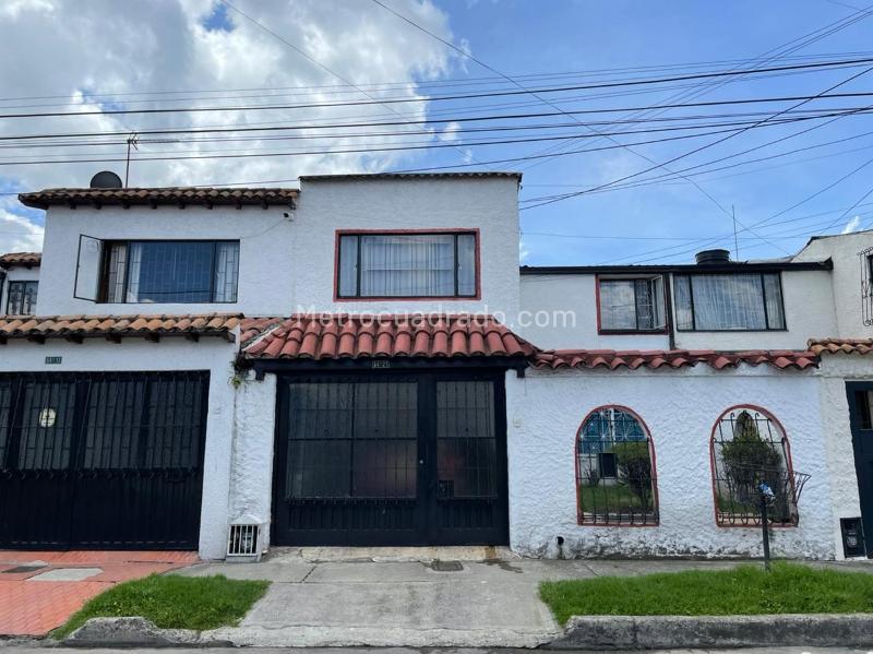 Aprender acerca 68+ imagen casas en venta villa luz