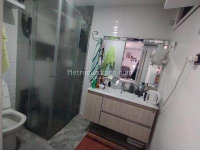 Casa de 5 alcobas en venta en Teusaquillo, Bogotá, 432 m² · foto 8 de 20