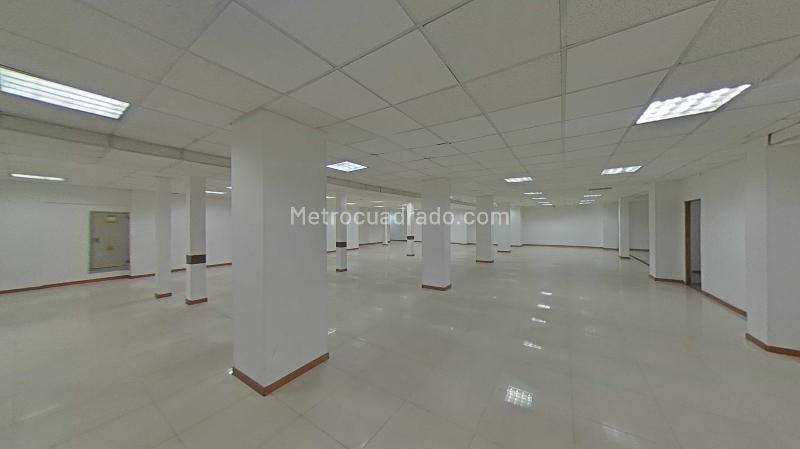 Edificio de Oficinas en Venta, ONCE DE NOVIEMBRE, Bogotá D.C. - Widok 3