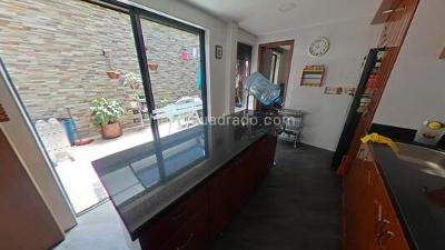 Casa de 3 alcobas en venta en Modelo Popular, Bogotá, 220 m² · foto 4 de 19