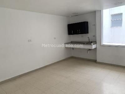 Casa de 5 alcobas en arriendo en Suba Pasadena, Bogotá, 550 m² · foto 13 de 18