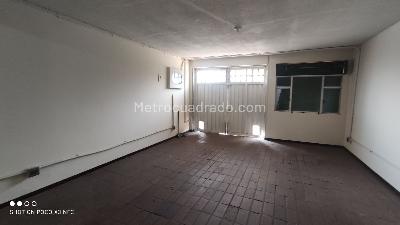 Casa de 5 alcobas en venta en Kennedy Floralia I Y Ii Sector, Bogotá, 260 m² · foto 2 de 20