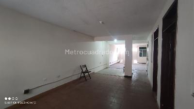 Casa de 5 alcobas en venta en Kennedy Floralia I Y Ii Sector, Bogotá, 260 m² · foto 5 de 20