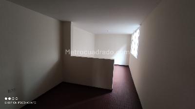 Casa de 5 alcobas en venta en Kennedy Floralia I Y Ii Sector, Bogotá, 260 m² · foto 11 de 20
