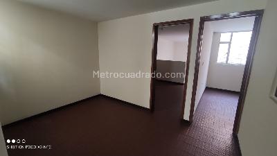Casa de 5 alcobas en venta en Kennedy Floralia I Y Ii Sector, Bogotá, 260 m² · foto 15 de 20
