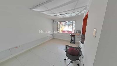 Casa de 5 alcobas en venta en Polo Club, Bogotá, 317 m² · foto 4 de 20