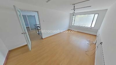 Casa de 5 alcobas en venta en Polo Club, Bogotá, 317 m² · foto 9 de 20