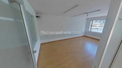 Casa de 5 alcobas en venta en Polo Club, Bogotá, 317 m² · foto 18 de 20