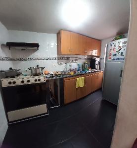 Casa de 5 alcobas en venta en Ciudad Kennedy Central, Bogotá, 240 m² · foto 9 de 20