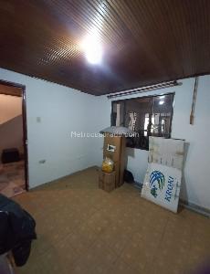 Casa de 5 alcobas en venta en Ciudad Kennedy Central, Bogotá, 240 m² · foto 13 de 20