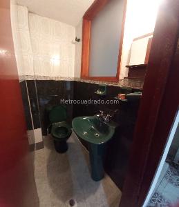 Casa de 5 alcobas en venta en Ciudad Kennedy Central, Bogotá, 240 m² · foto 19 de 20
