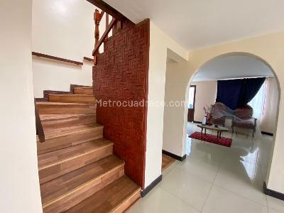 Casa en venta en Centro, Cajicá · foto 3 de 14